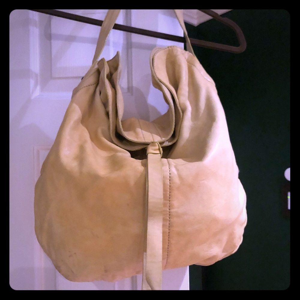 Unique 💯 Lamb Skin Gap satchel